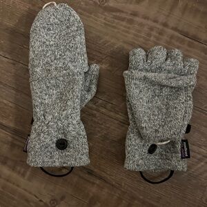 Women’s Patagonia XS grey mittens